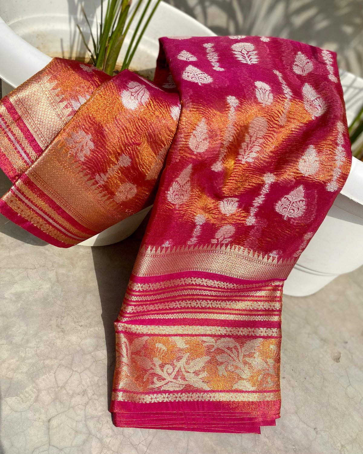 Banarasi tissue crushed Katan silk fabric saree - Eshana Collections