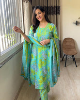 Beautiful anarkali chudidhar - Eshana Collections