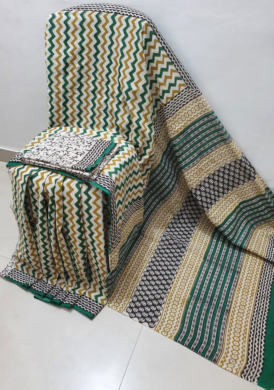 Mul-Mul Cotton Sarees - Eshana Collections