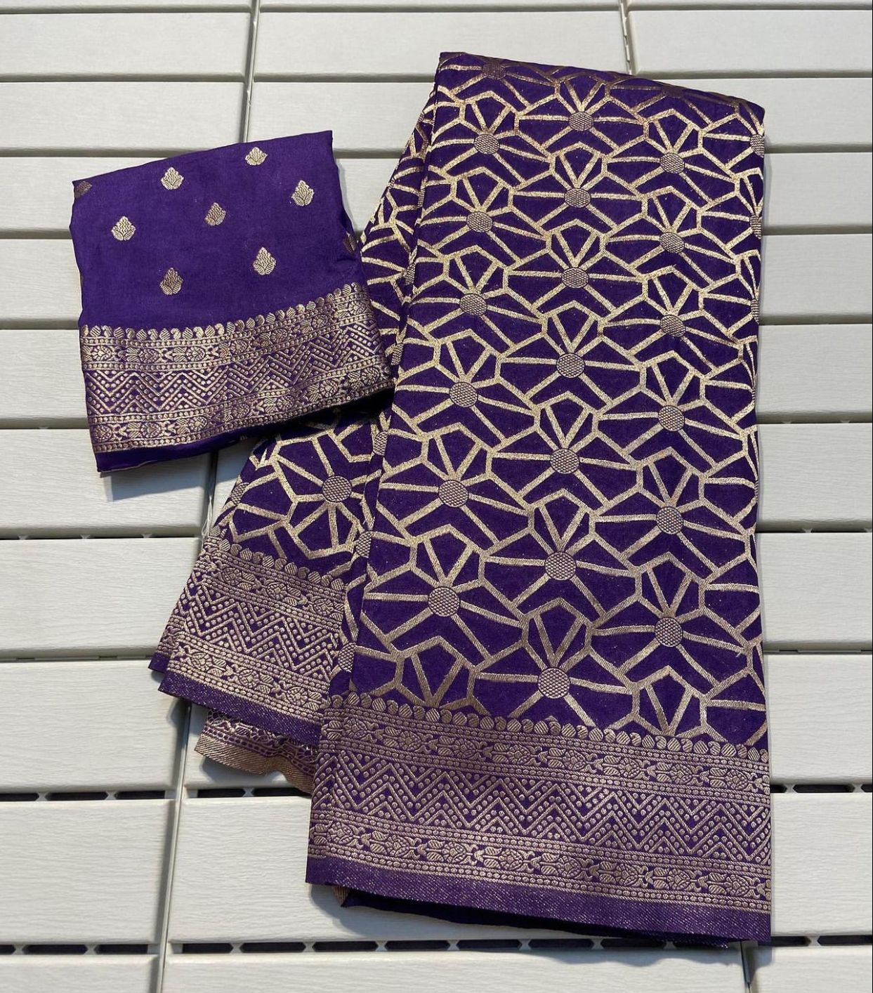 Pure banarasi khadi silk saree - Eshana Collections