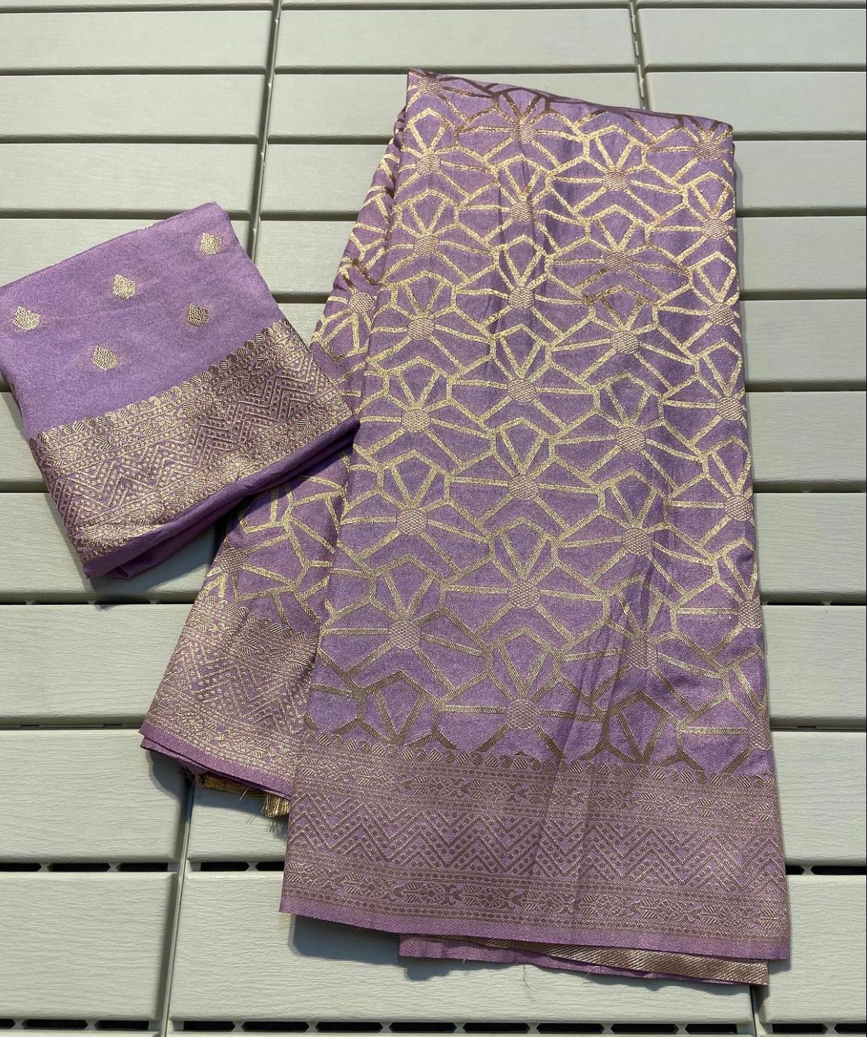Pure banarasi khadi silk saree - Eshana Collections