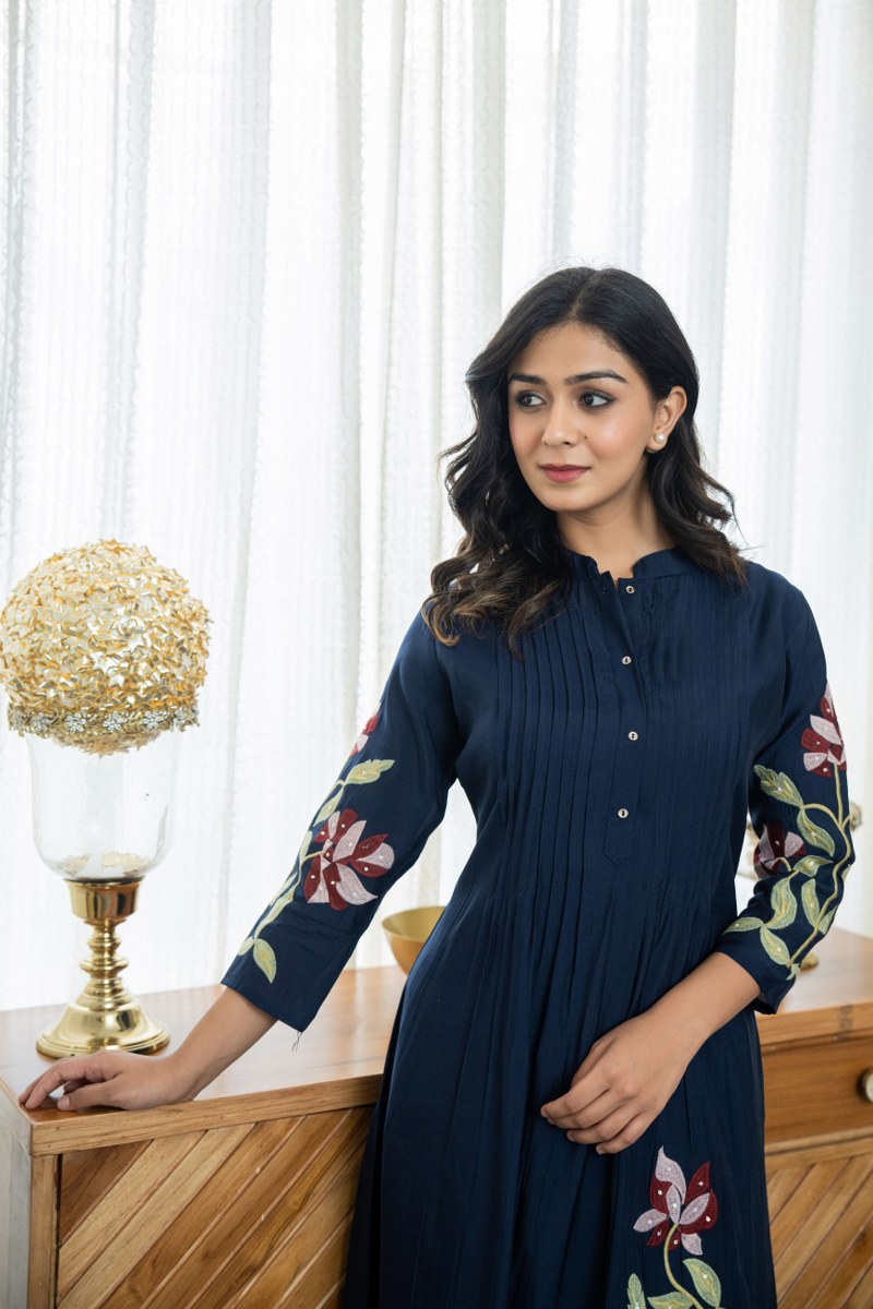 Kurti with pant - Eshana Collections