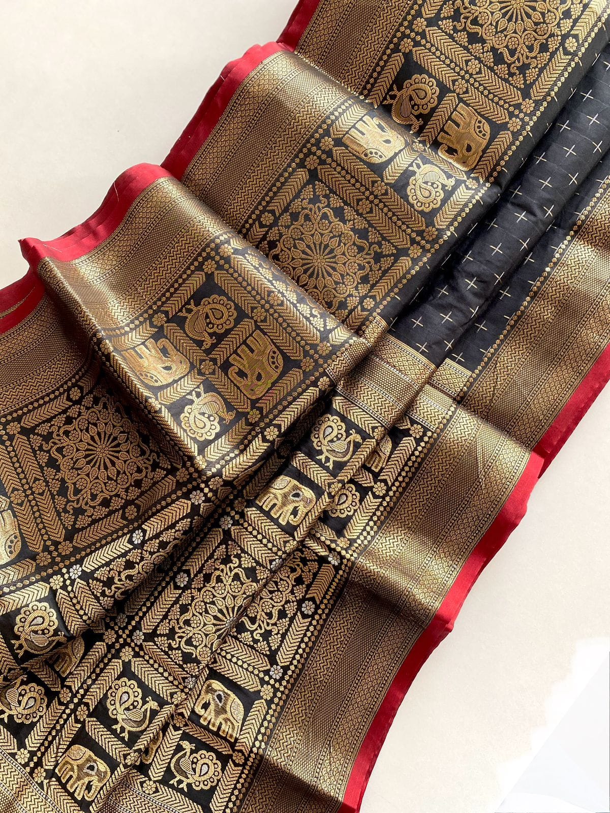 Silk saree - Eshana Collections