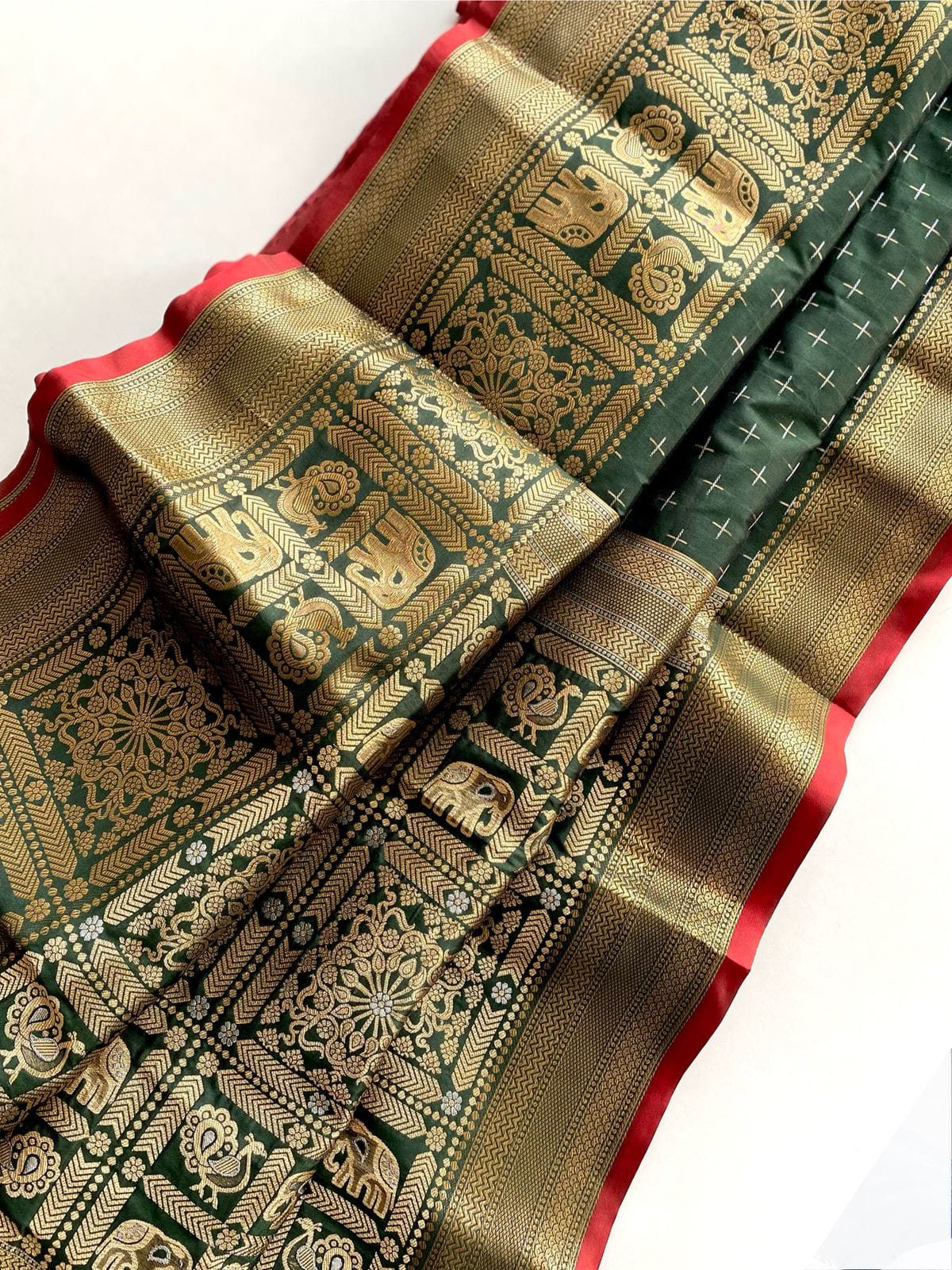 Silk saree - Eshana Collections