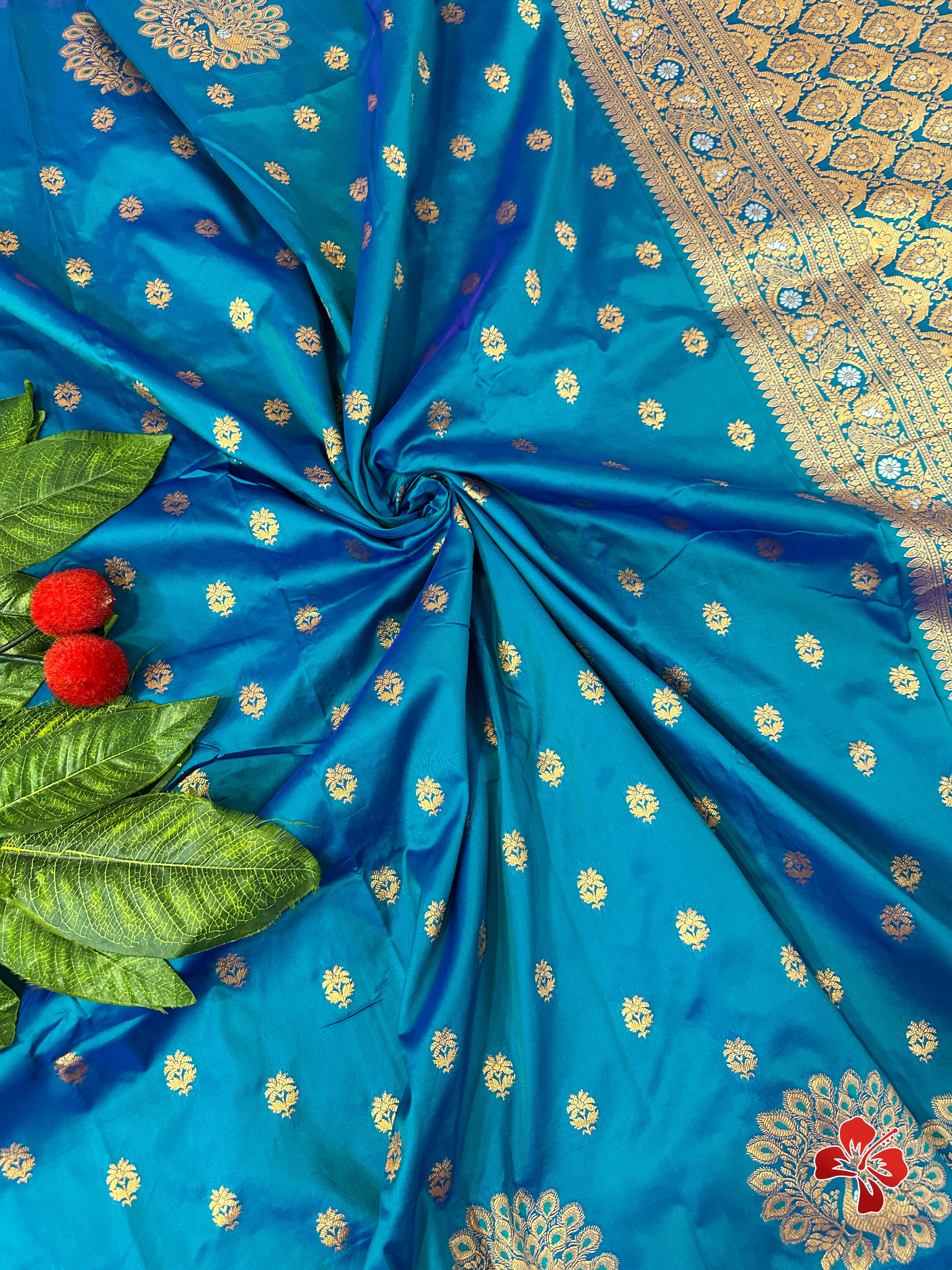 Kanjivaram soft silk saree - Eshana Collections