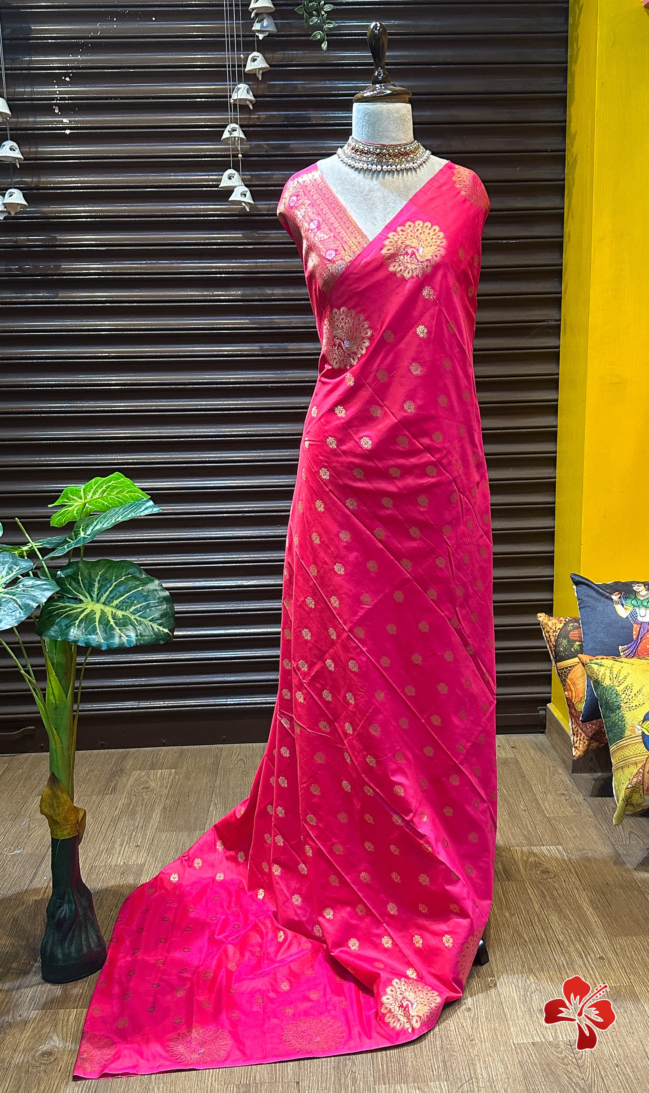Kanjivaram soft silk saree - Eshana Collections