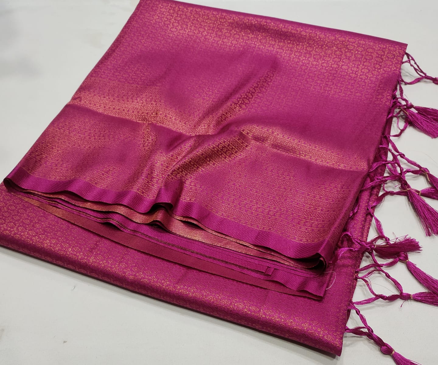 Kubera pattu - Eshana Collections