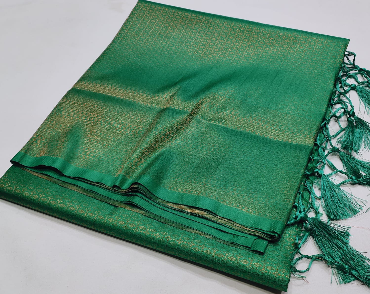 Kubera pattu - Eshana Collections