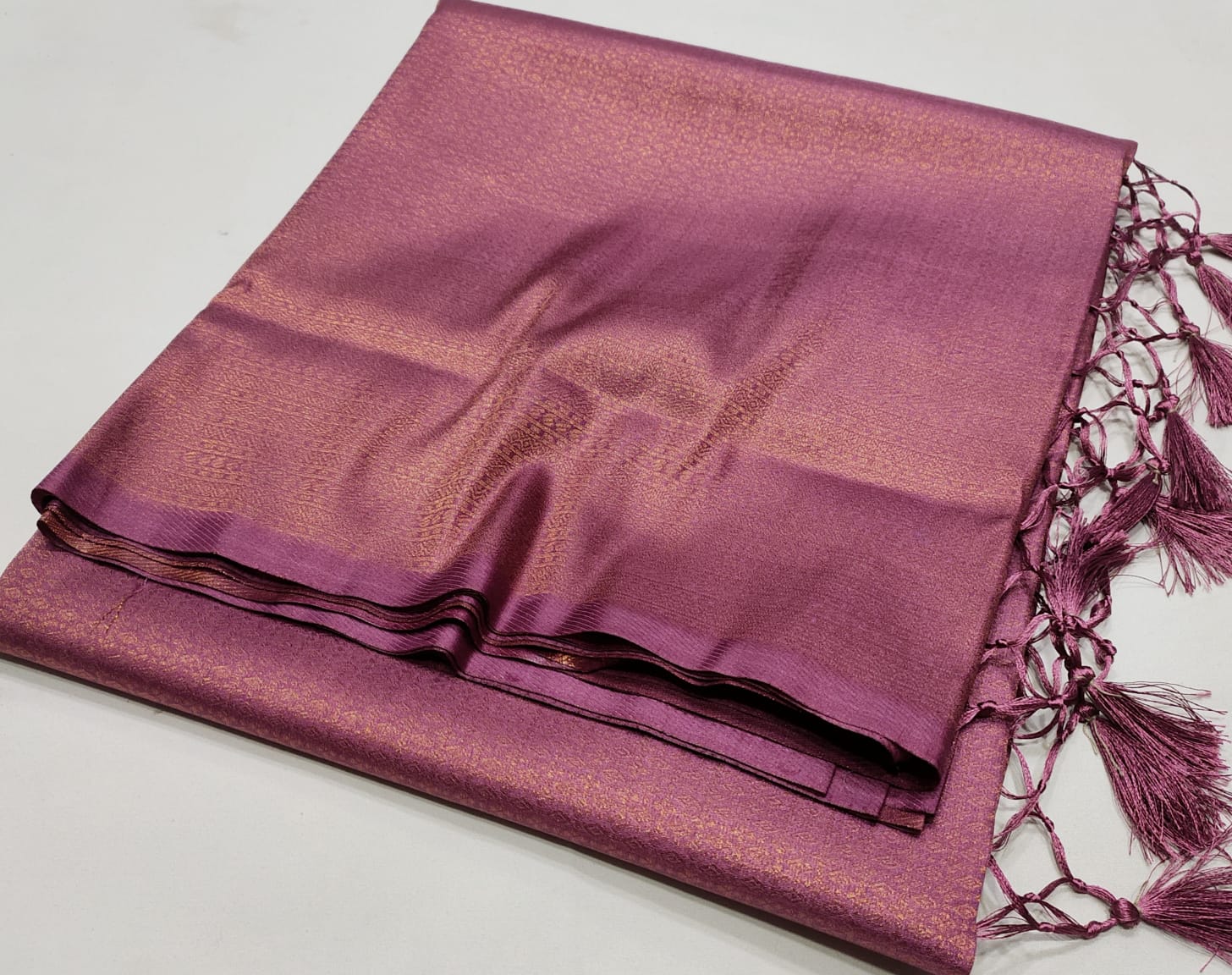 Kubera pattu - Eshana Collections