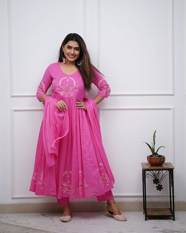 Anarkali cut salwar kameez - Eshana Collections
