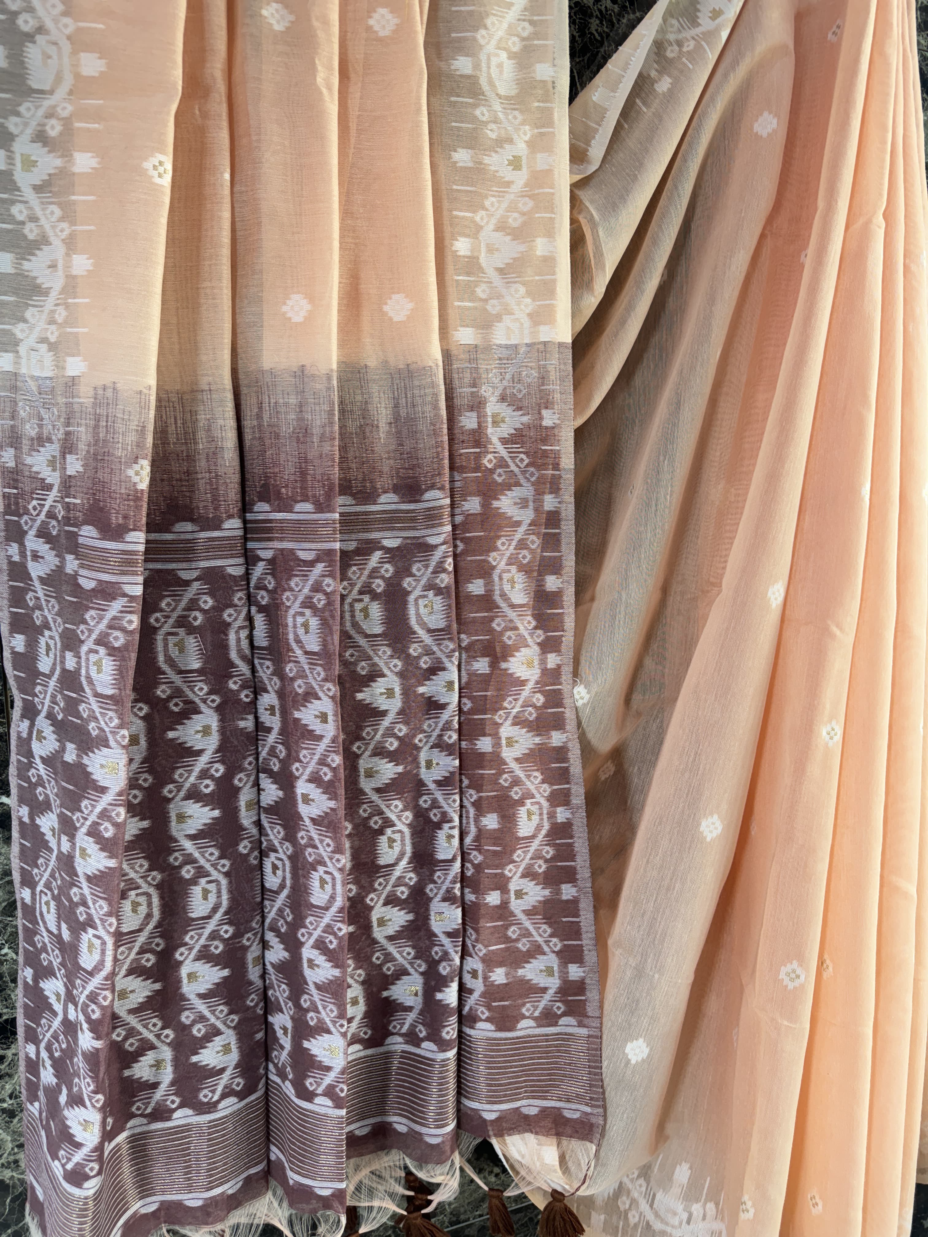 Cotton sarees in jamdani weaving - Eshana Collections