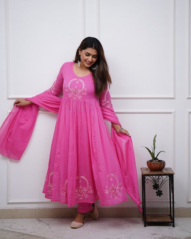Anarkali cut salwar kameez - Eshana Collections