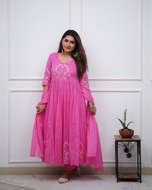 Anarkali cut salwar kameez - Eshana Collections