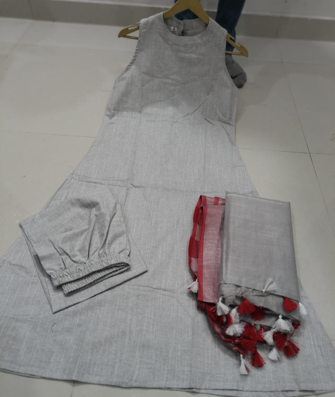 Beautiful and trendy kurti pant set - Eshana Collections