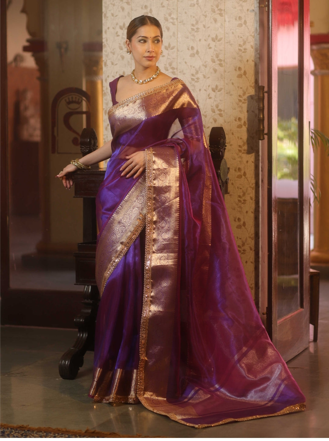 Dazzling Tissue silk saree in purple 💜