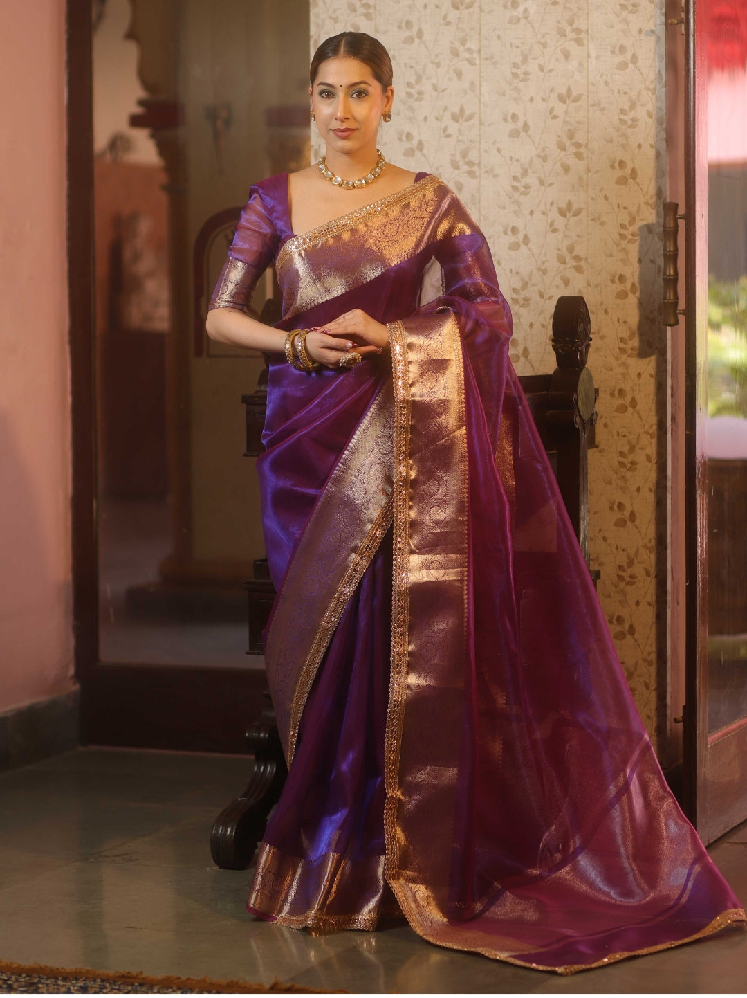 Dazzling Tissue silk saree in purple 💜