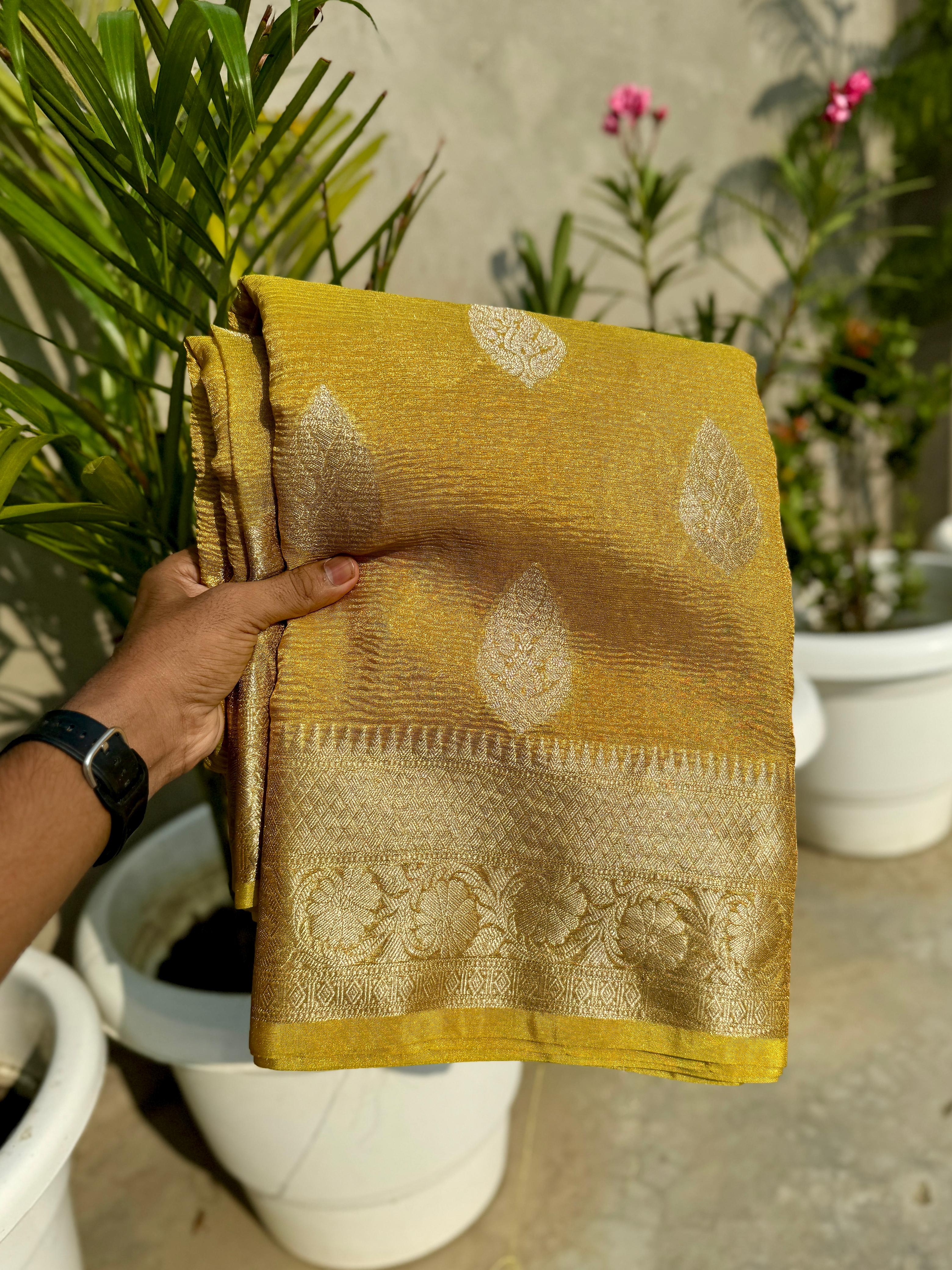 Banarasi tissue crushed Katan silk fabric saree - Eshana Collections