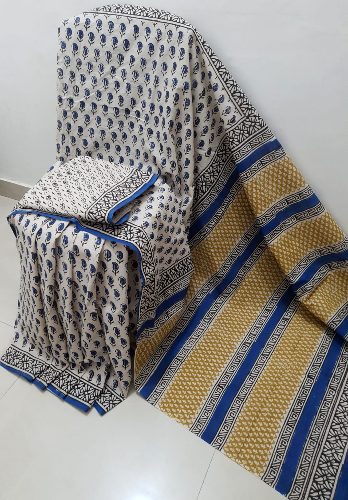 Mul-Mul Cotton Sarees - Eshana Collections