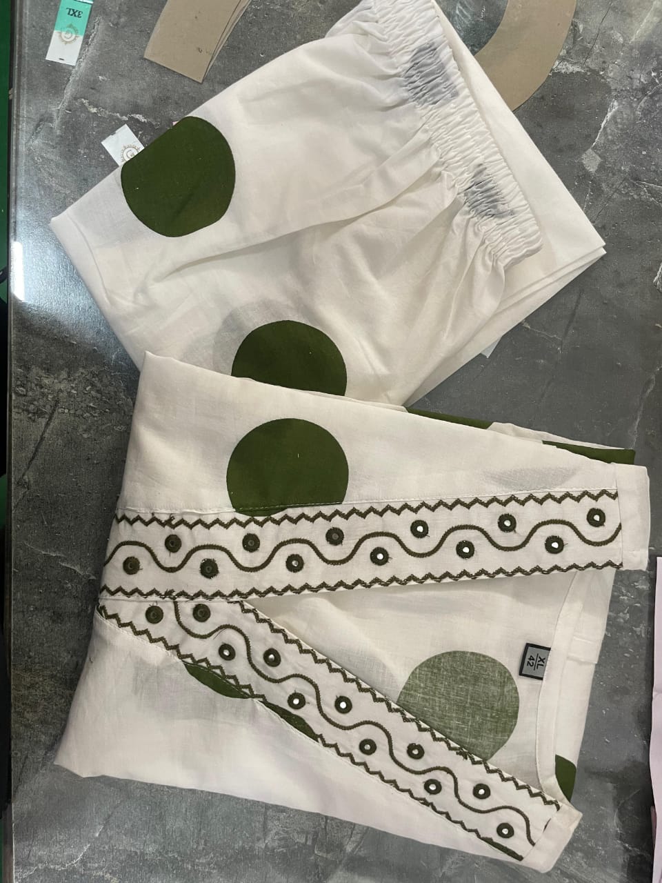 Cotton co-ords in white colour - Eshana Collections