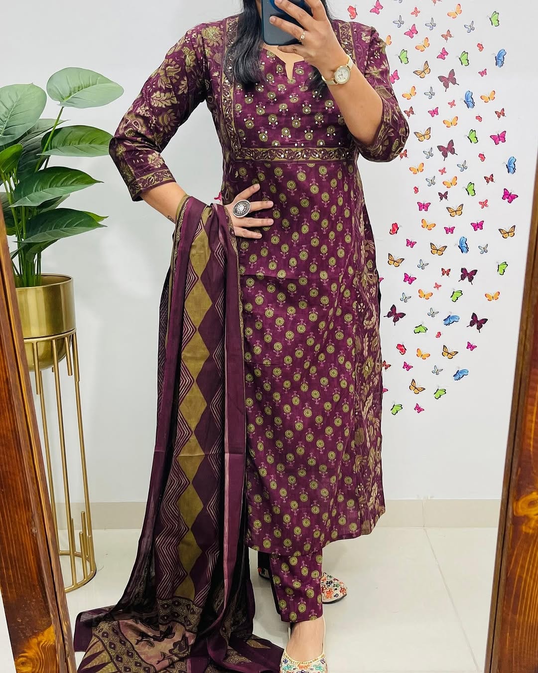 Chudidhar/ salwar set - Eshana Collections