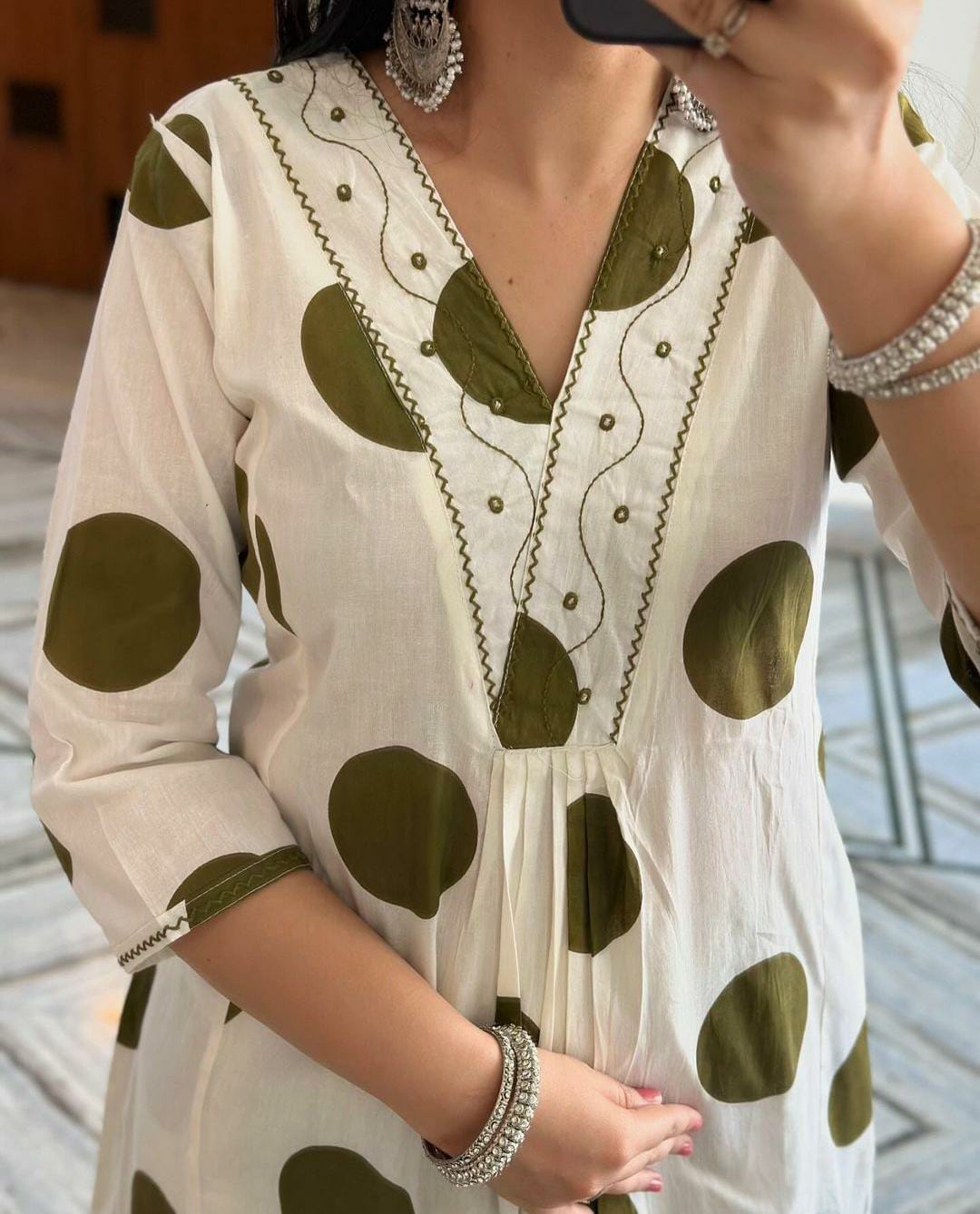 Cotton co-ords in white colour - Eshana Collections