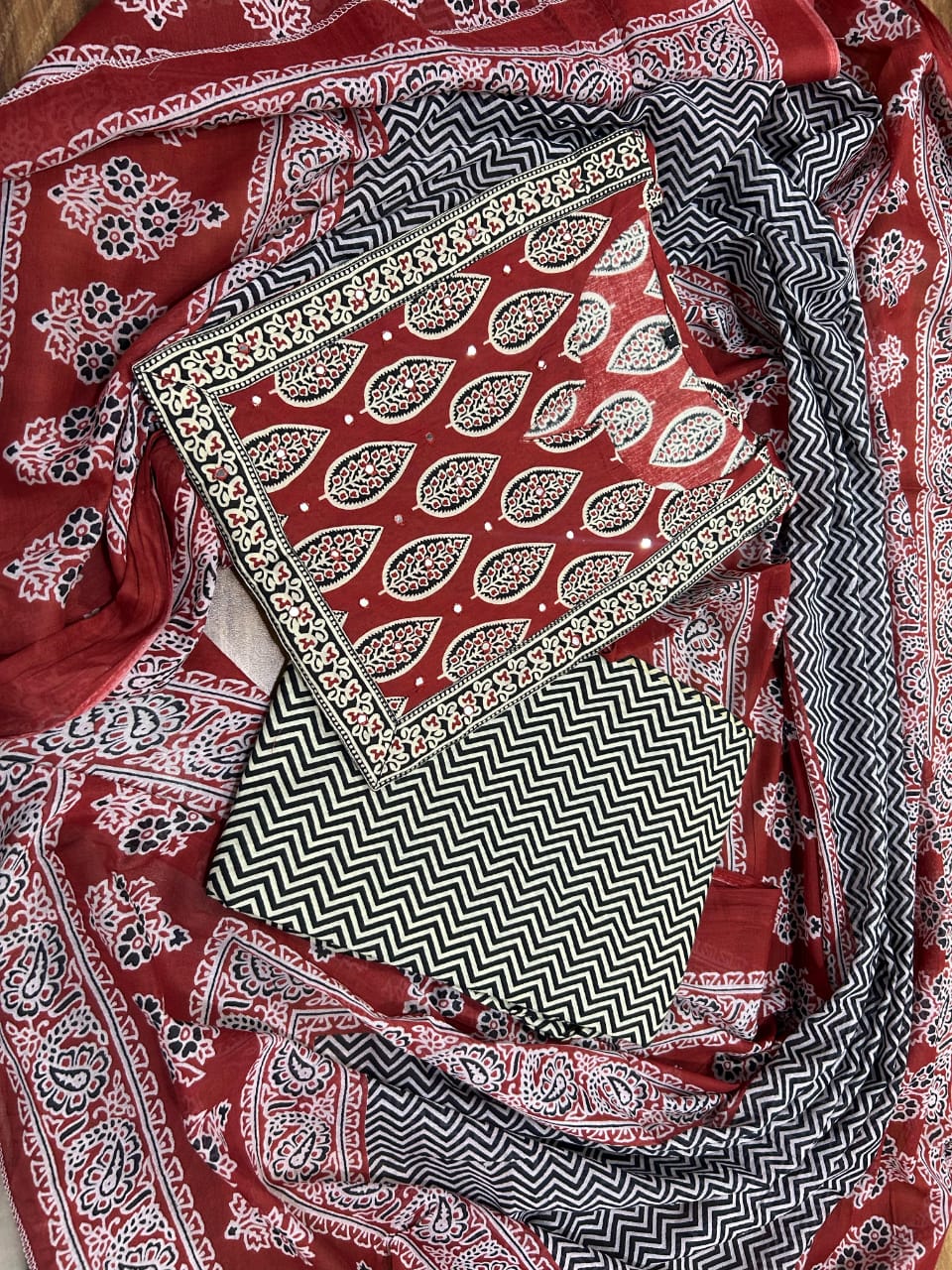 Cotton suit/ salwar in ajrakh prints - Eshana Collections