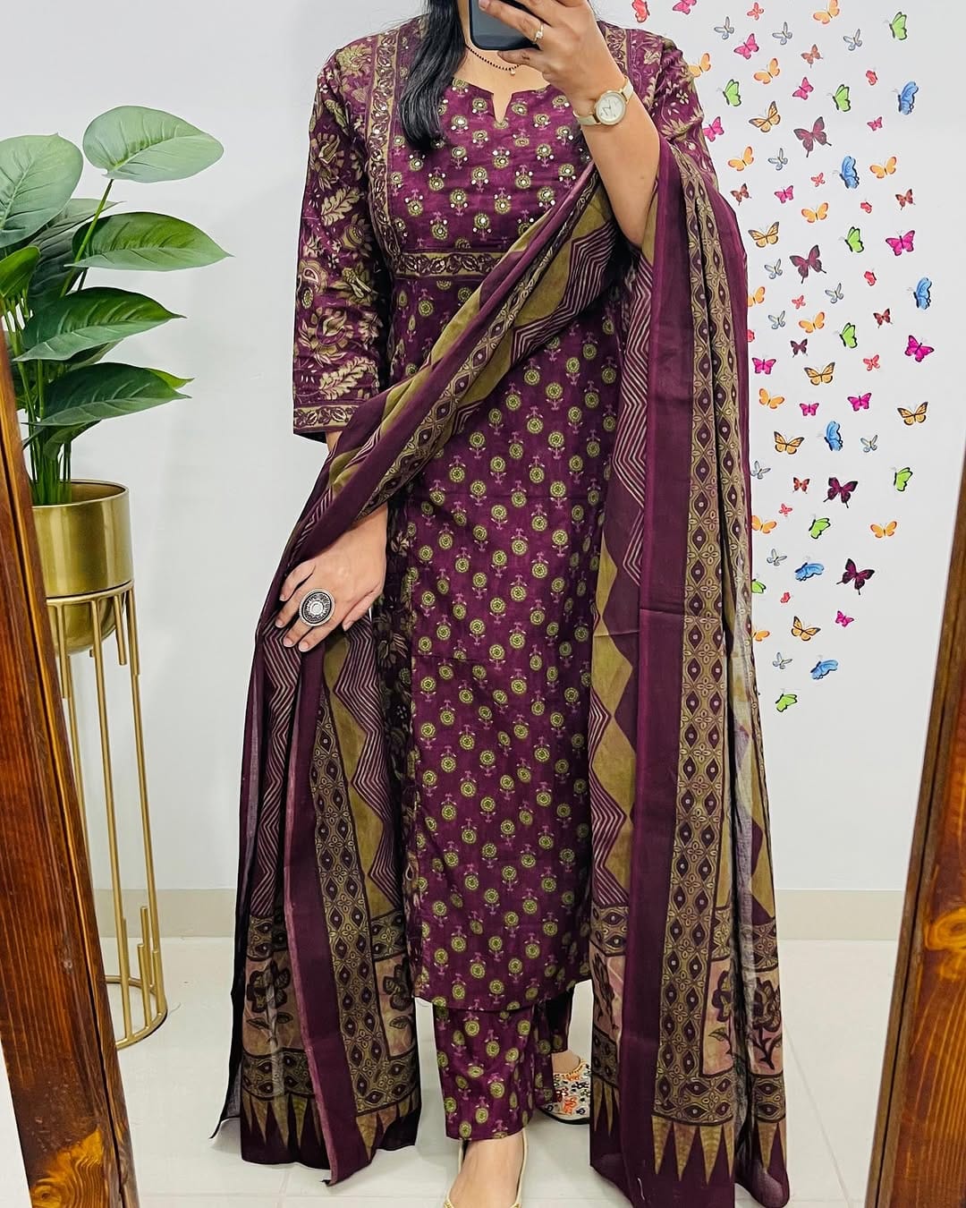 Chudidhar/ salwar set - Eshana Collections